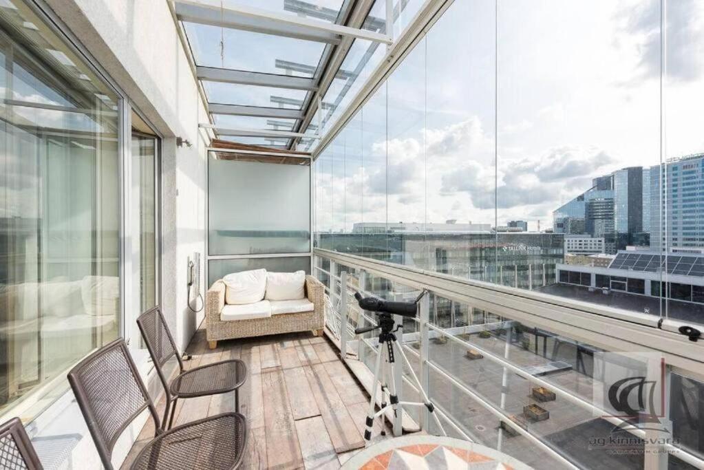 Appartamento Cozy 3-room Penthouse In The Very Heart Of