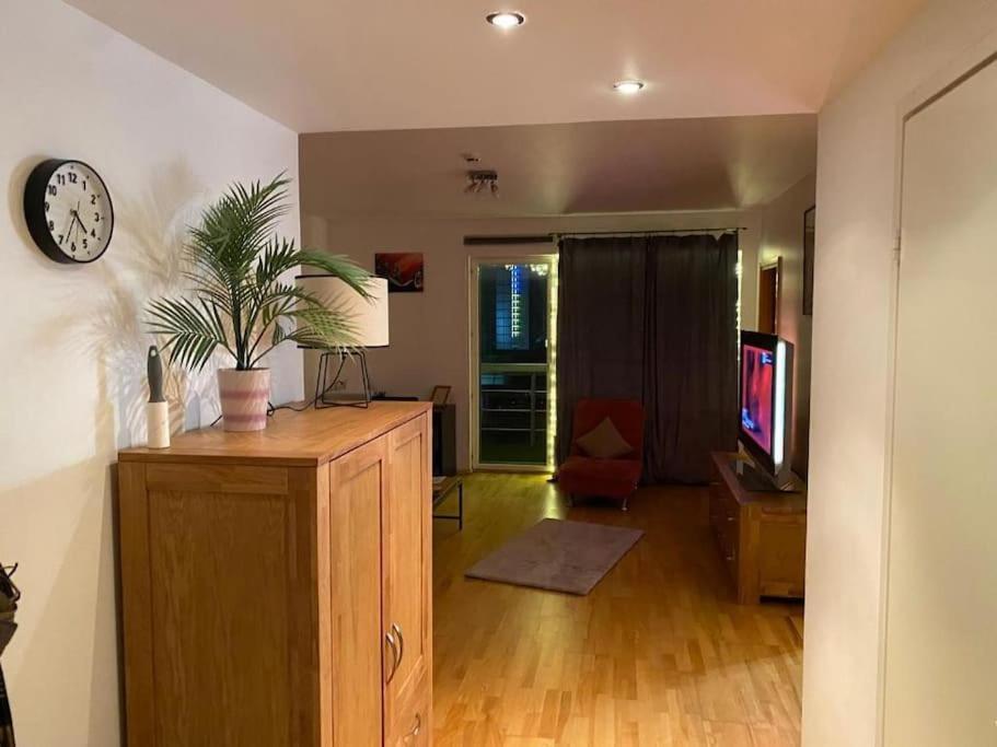 Cozy 3-room Penthouse In The Very Heart Of Appartamento Reval