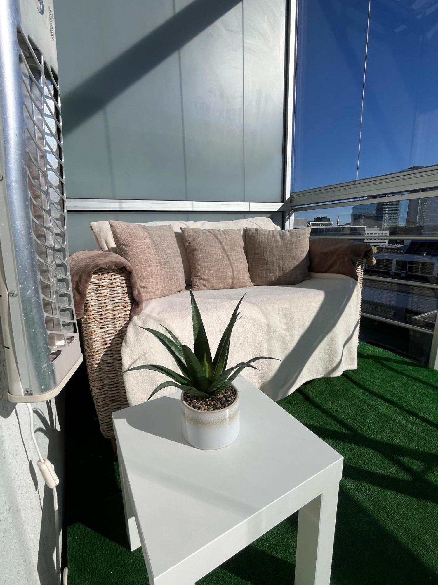 Cozy 3-room Penthouse In The Very Heart Of
